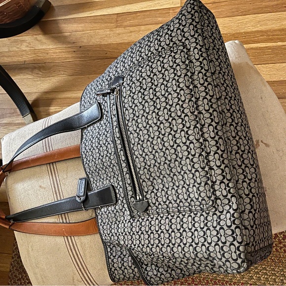 Coach diaper bag - Picture 4 of 5